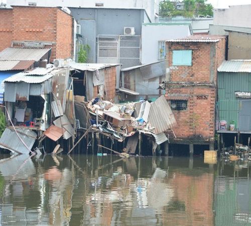 TP.HCM: Xử lý nghiêm các trường hợp lấn chiếm kênh rạch